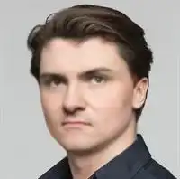 Комаров Артемий