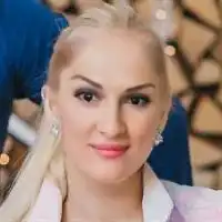 Селезнева Карина